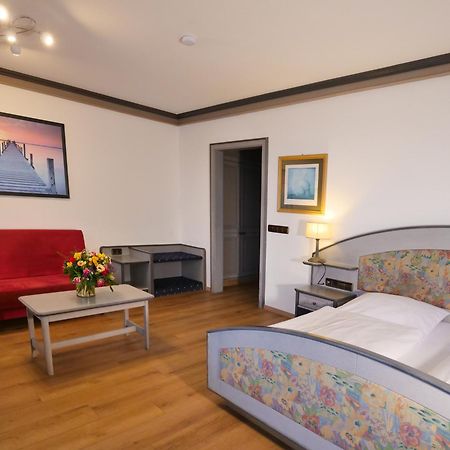 Seehotel Pegasus Хершинг ам Амерзе Екстериор снимка