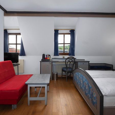 Seehotel Pegasus Хершинг ам Амерзе Екстериор снимка