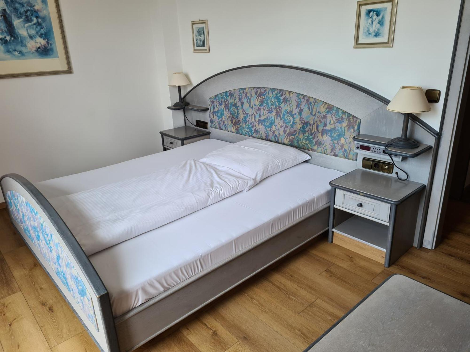 Seehotel Pegasus Хершинг ам Амерзе Екстериор снимка