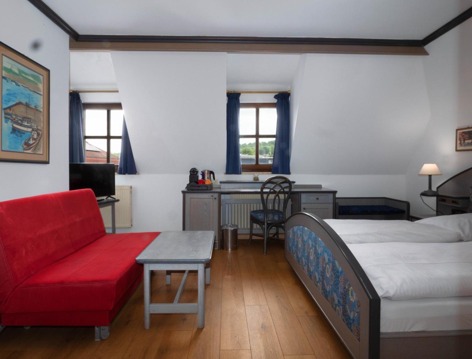 Seehotel Pegasus Хершинг ам Амерзе Екстериор снимка