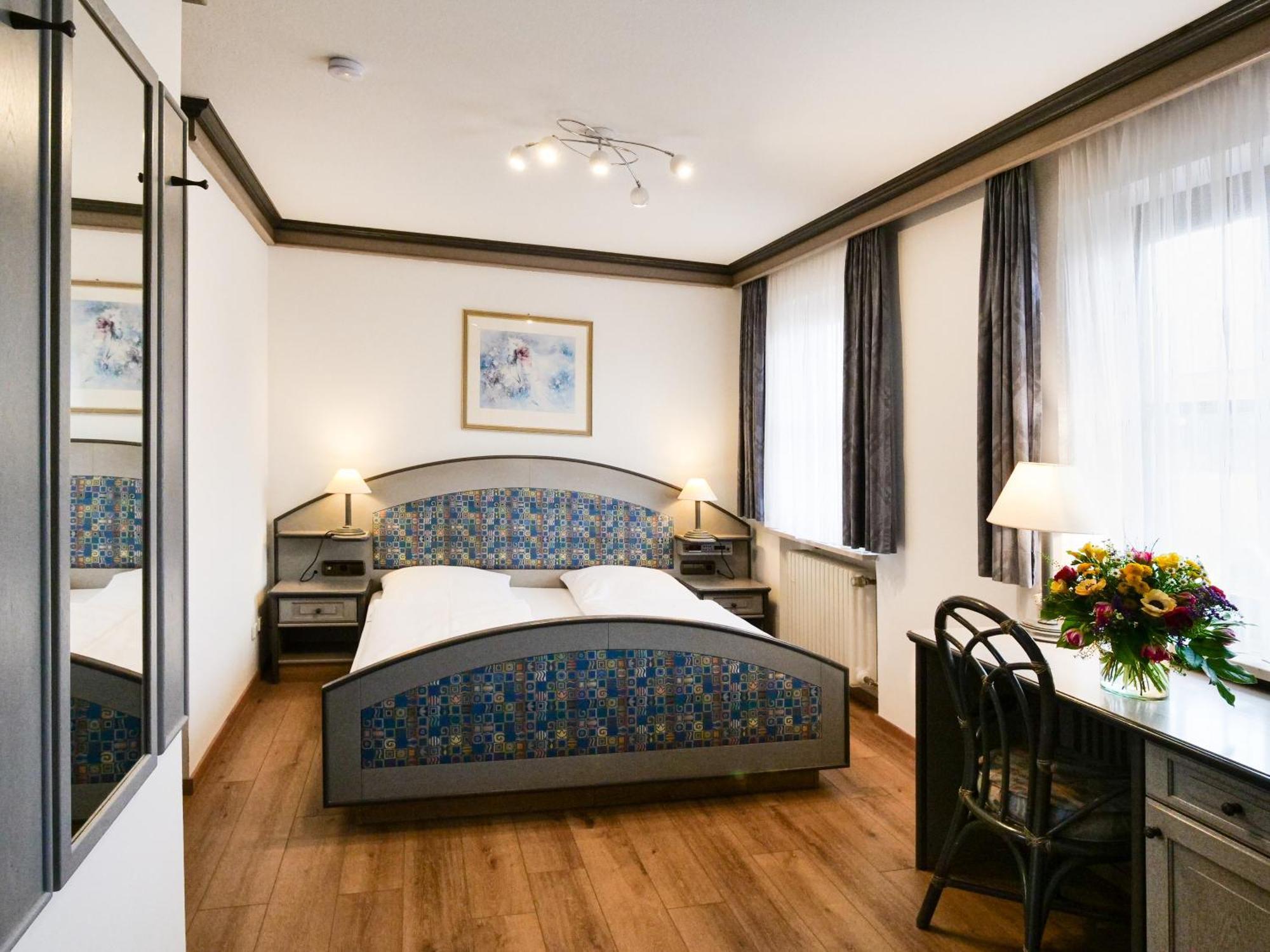Seehotel Pegasus Хершинг ам Амерзе Екстериор снимка