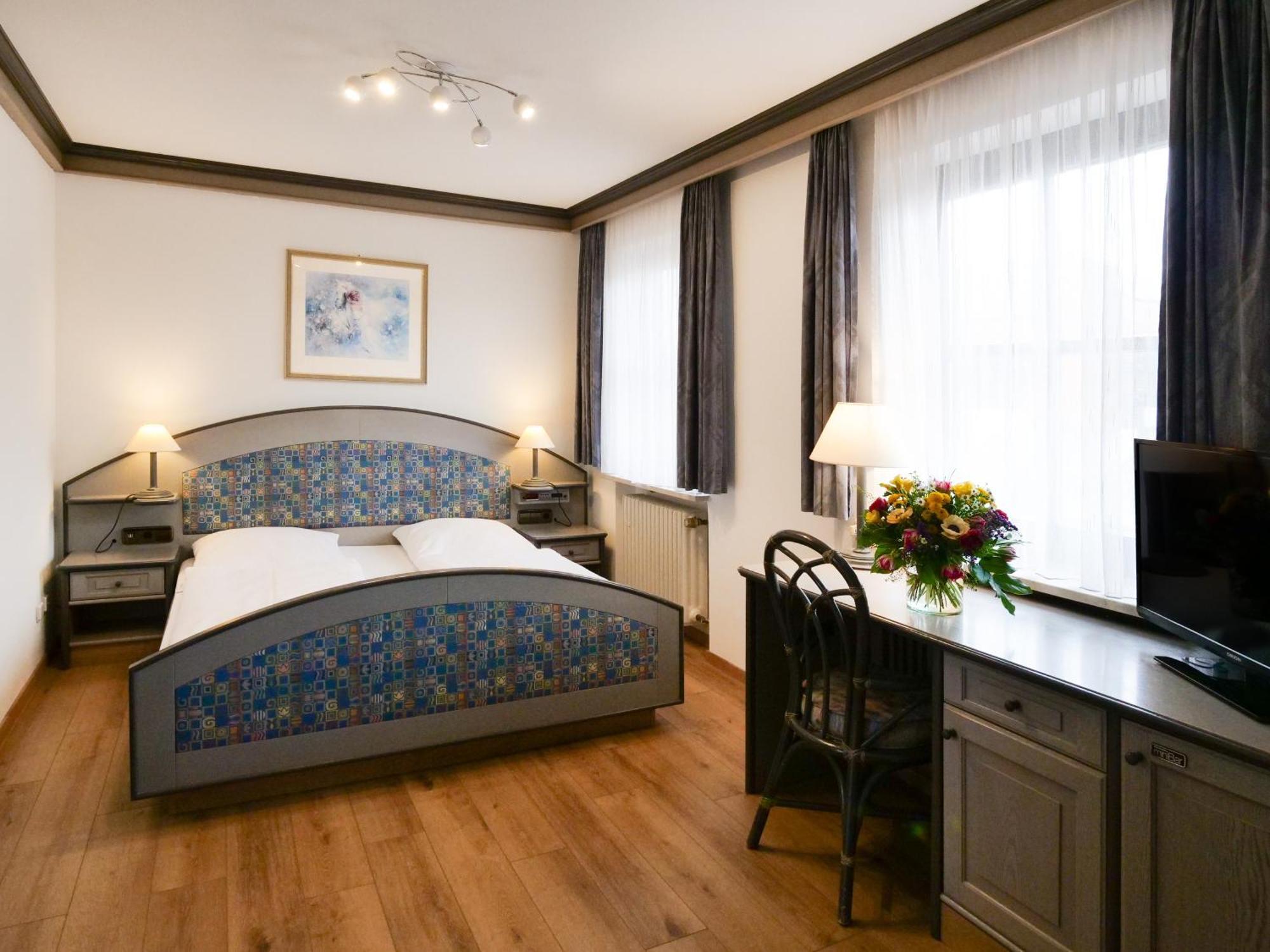 Seehotel Pegasus Хершинг ам Амерзе Екстериор снимка