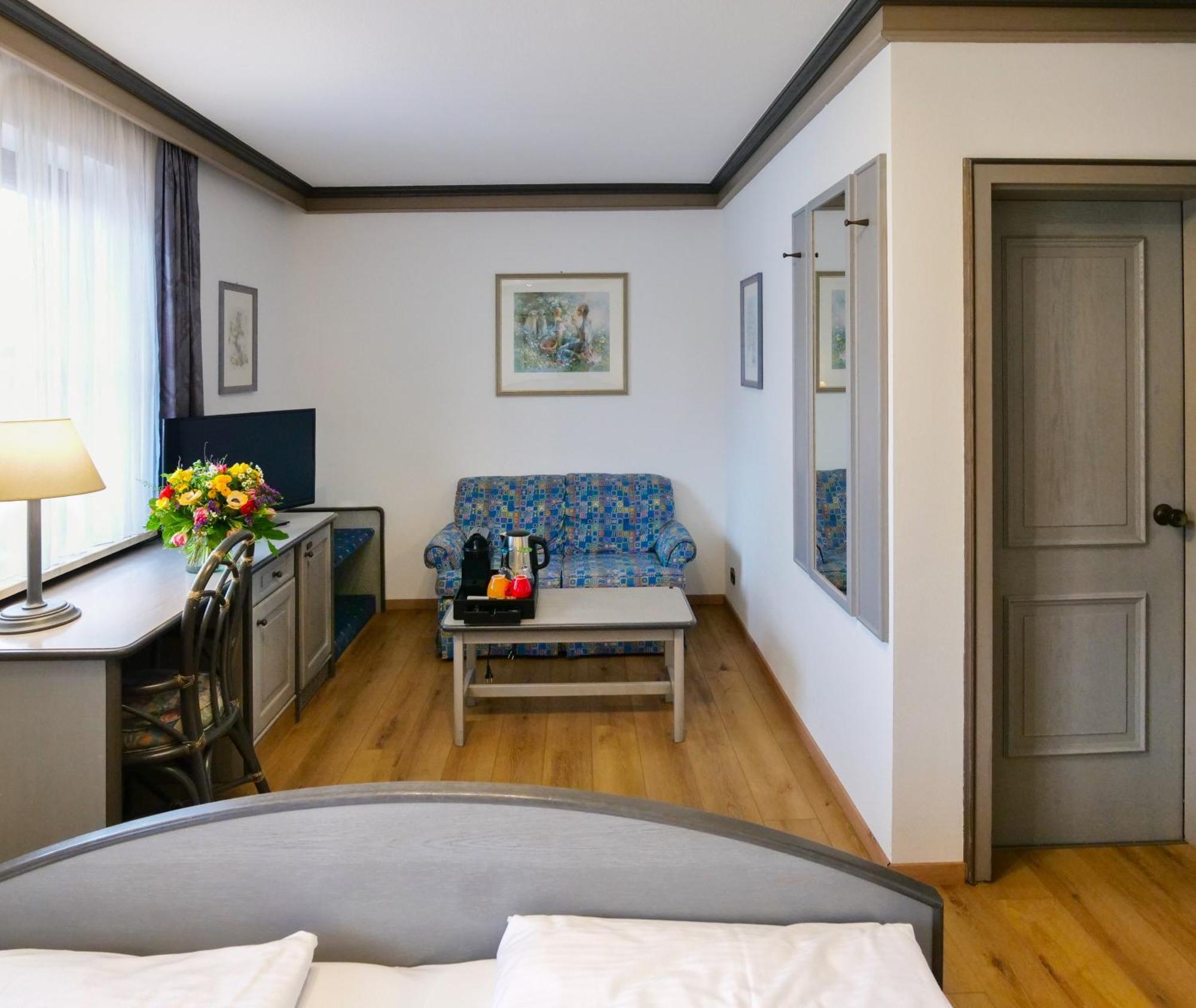 Seehotel Pegasus Хершинг ам Амерзе Екстериор снимка