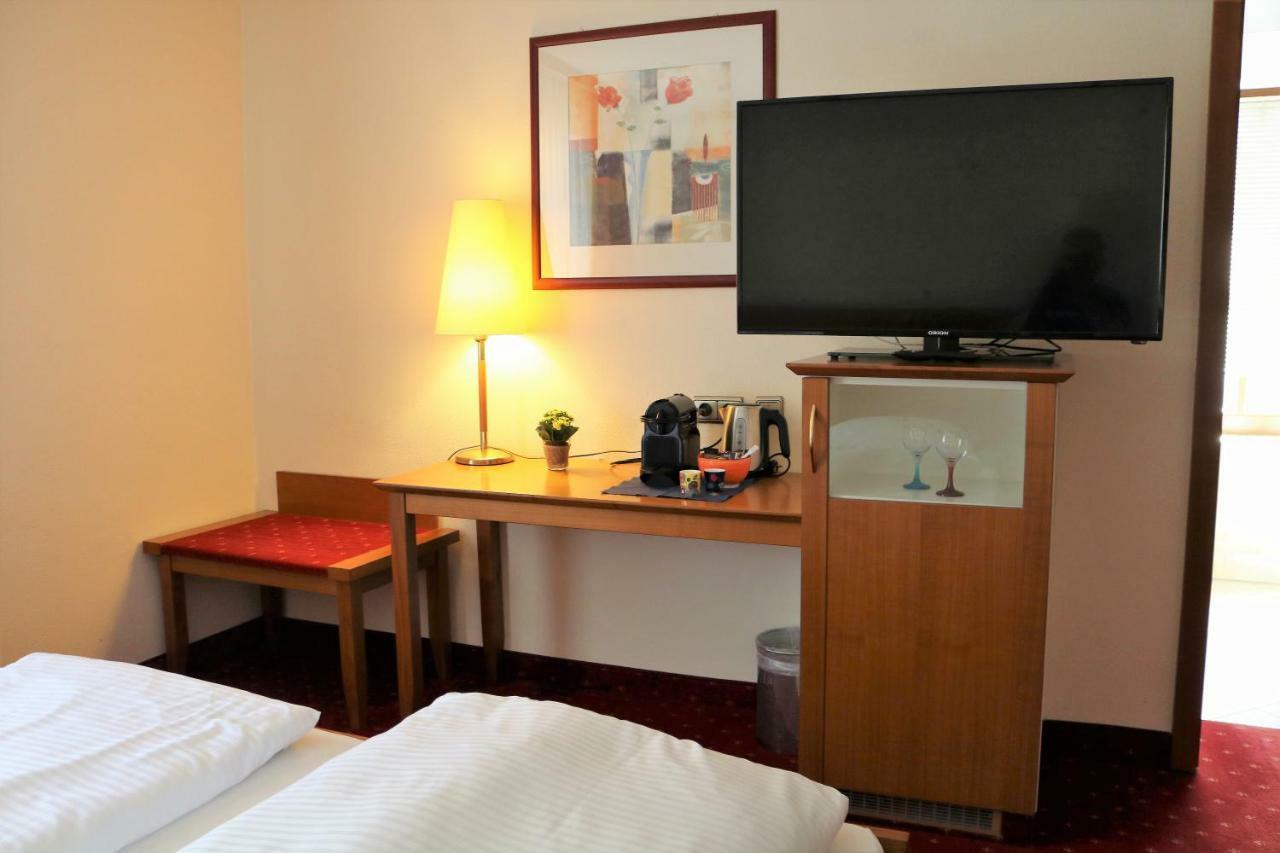 Seehotel Pegasus Хершинг ам Амерзе Екстериор снимка