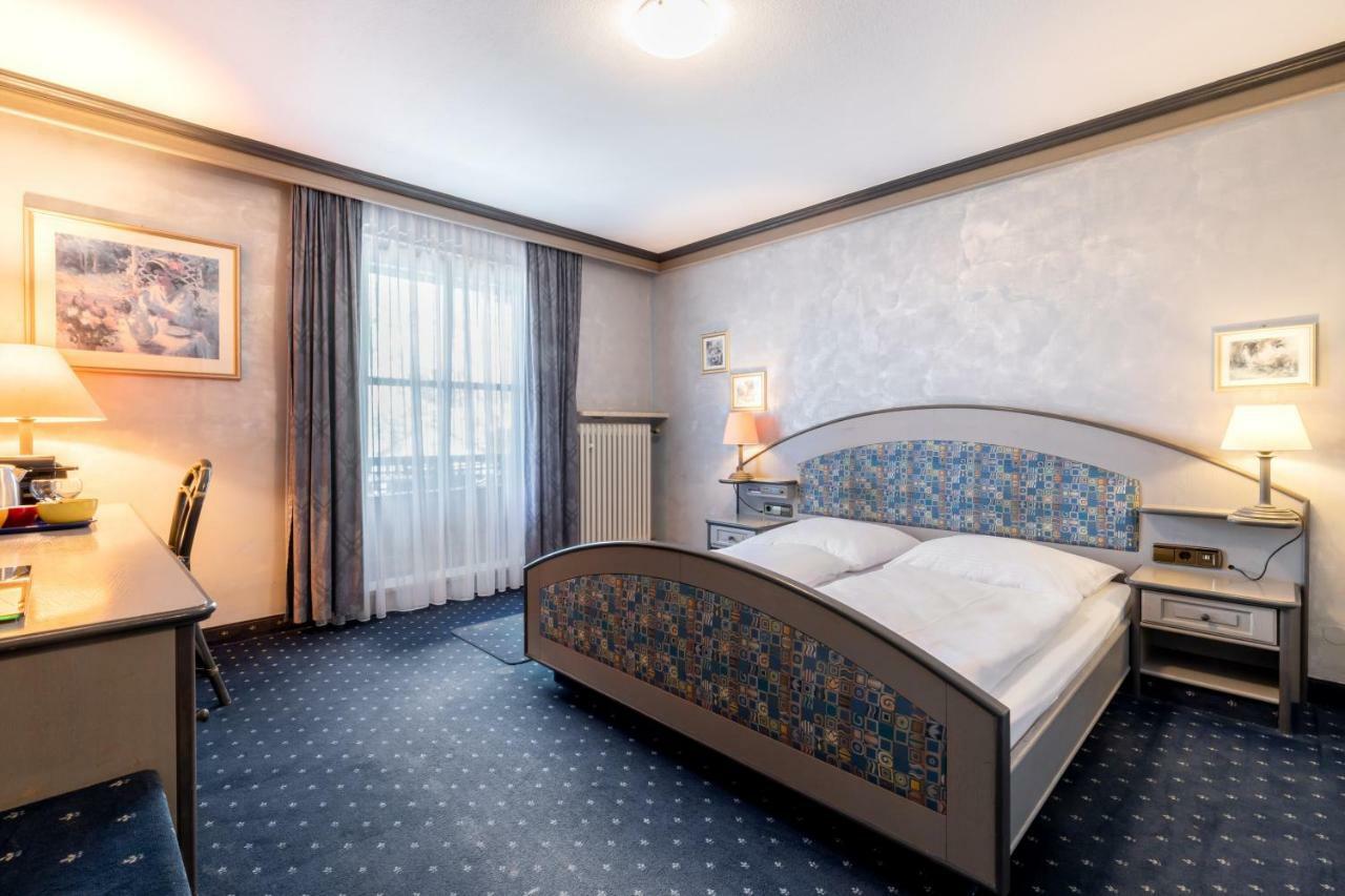 Seehotel Pegasus Хершинг ам Амерзе Екстериор снимка